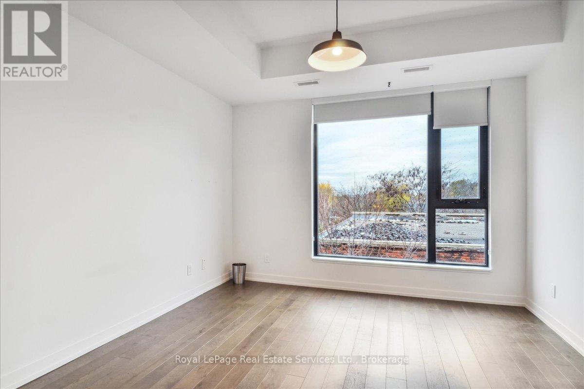 330 - 35 Wabash Avenue, Toronto, Ontario  M6R 0A9 - Photo 12 - W12443584