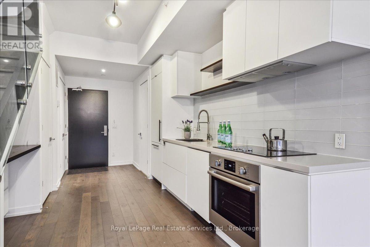 330 - 35 Wabash Avenue, Toronto, Ontario  M6R 0A9 - Photo 7 - W12443584