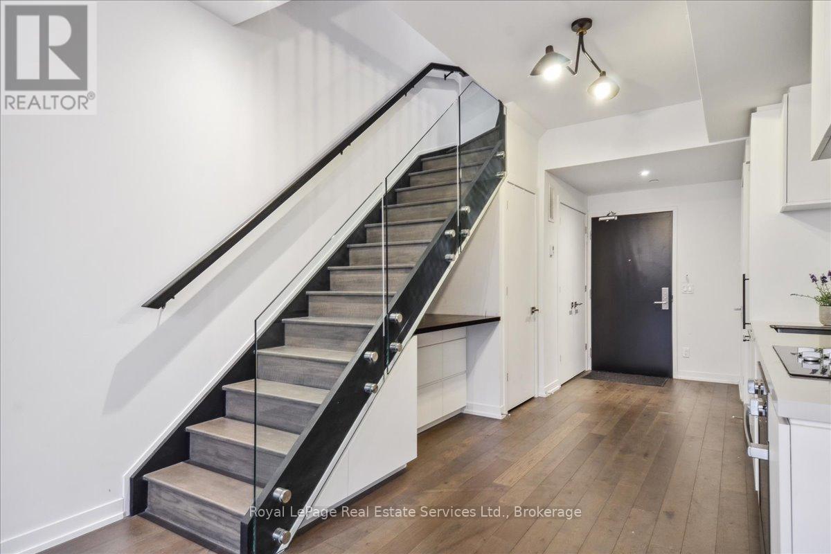 330 - 35 Wabash Avenue, Toronto, Ontario  M6R 0A9 - Photo 8 - W12443584