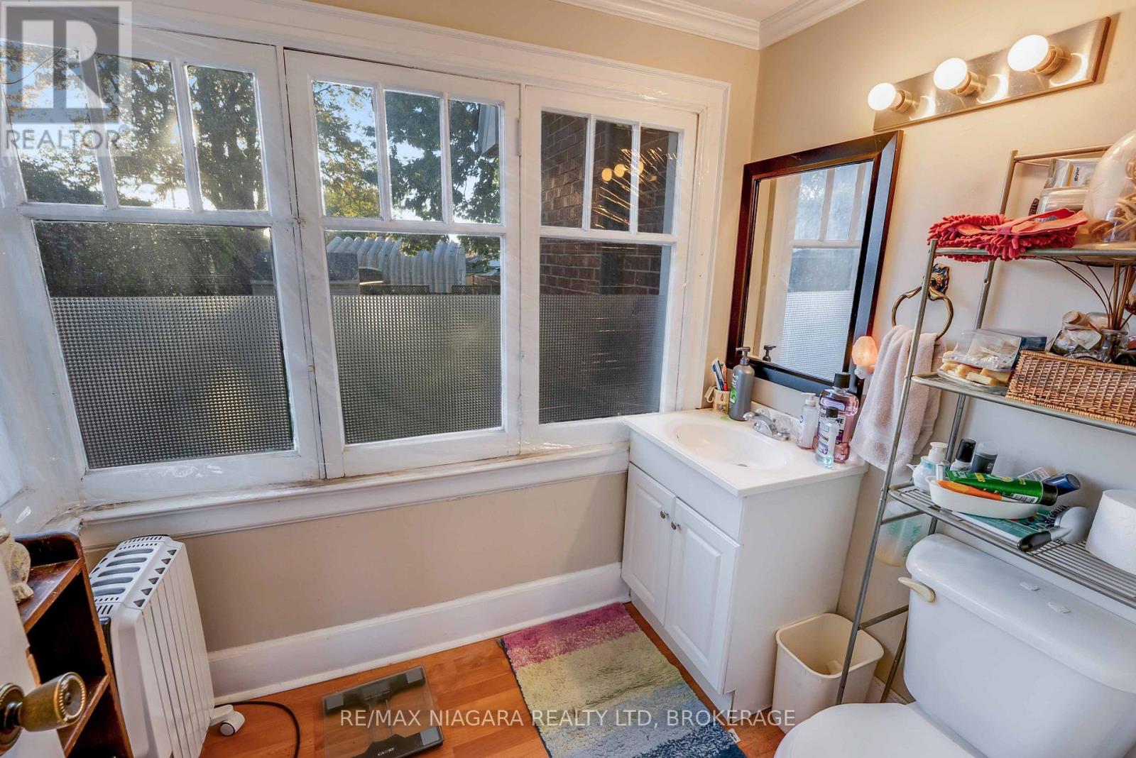 5365 Portage Road, Niagara Falls (Cherrywood), Ontario  L2E 6B8 - Photo 13 - X12443477