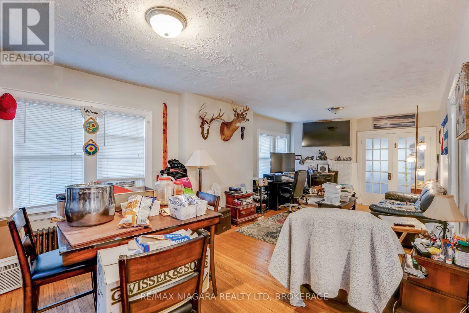 5365 Portage Road, Niagara Falls (Cherrywood), Ontario  L2E 6B8 - Photo 17 - X12443477