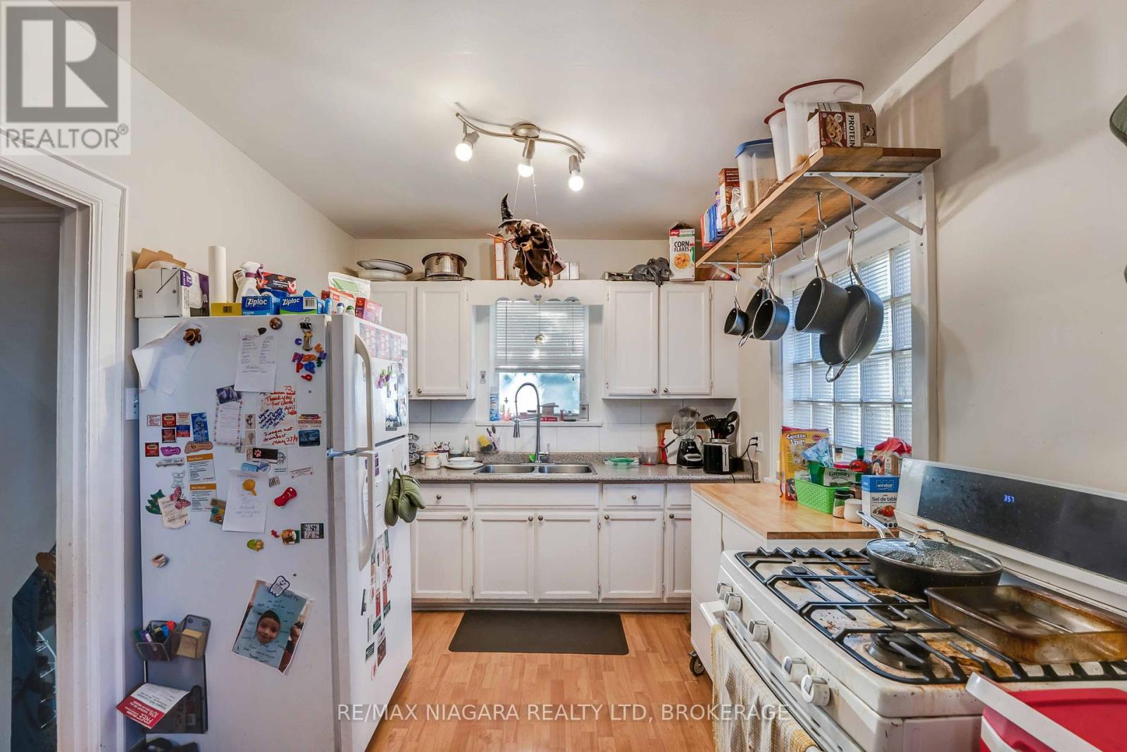 5365 Portage Road, Niagara Falls (Cherrywood), Ontario  L2E 6B8 - Photo 19 - X12443477