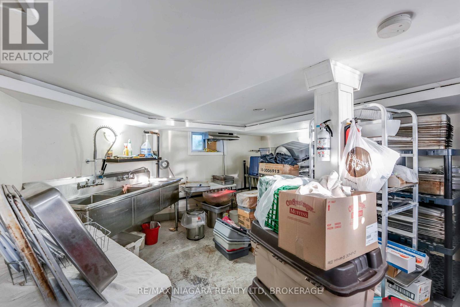 5365 Portage Road, Niagara Falls (Cherrywood), Ontario  L2E 6B8 - Photo 27 - X12443477