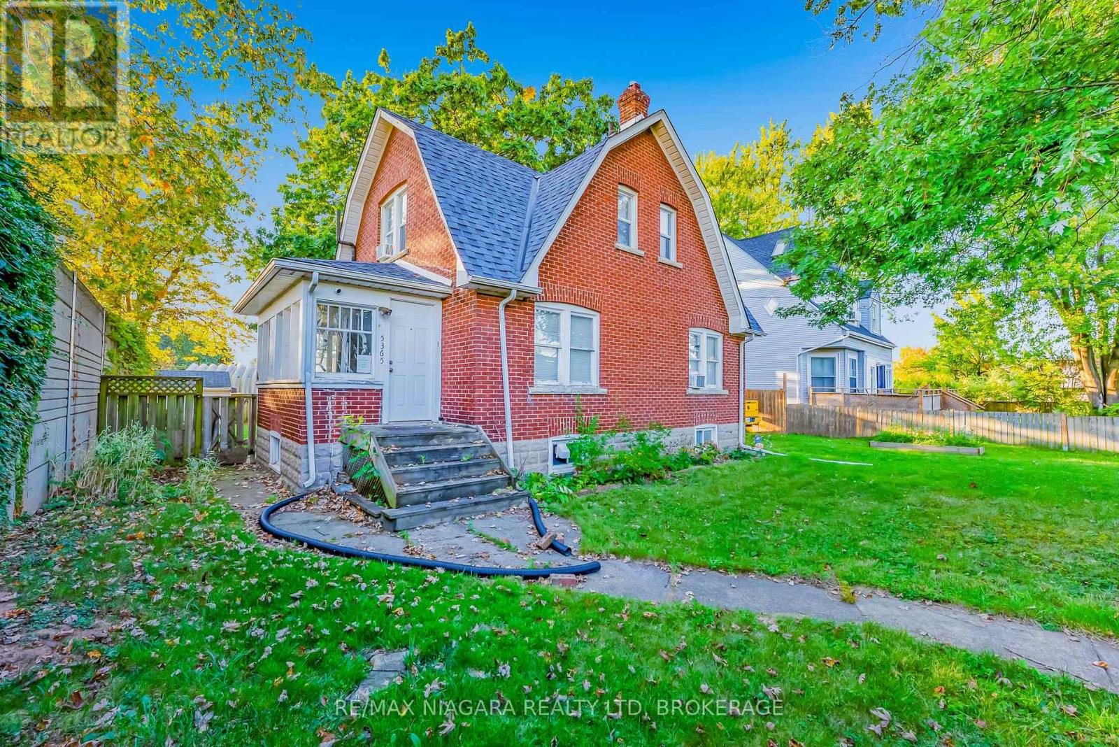 5365 Portage Road, Niagara Falls (Cherrywood), Ontario  L2E 6B8 - Photo 6 - X12443477