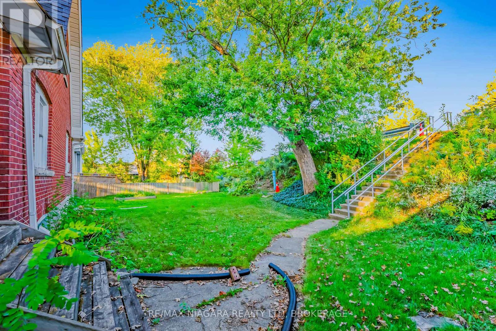 5365 Portage Road, Niagara Falls (Cherrywood), Ontario  L2E 6B8 - Photo 7 - X12443477