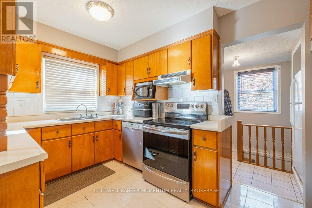 4447 Second Avenue, Niagara Falls (Downtown), Ontario  L2E 4H1 - Photo 19 - X12443605