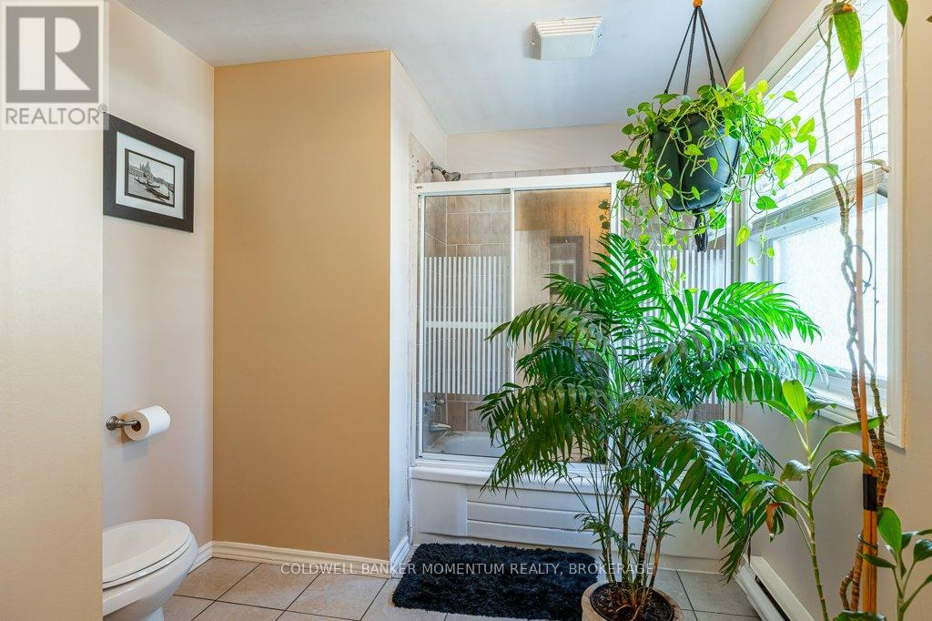 4447 Second Avenue, Niagara Falls (Downtown), Ontario  L2E 4H1 - Photo 24 - X12443605