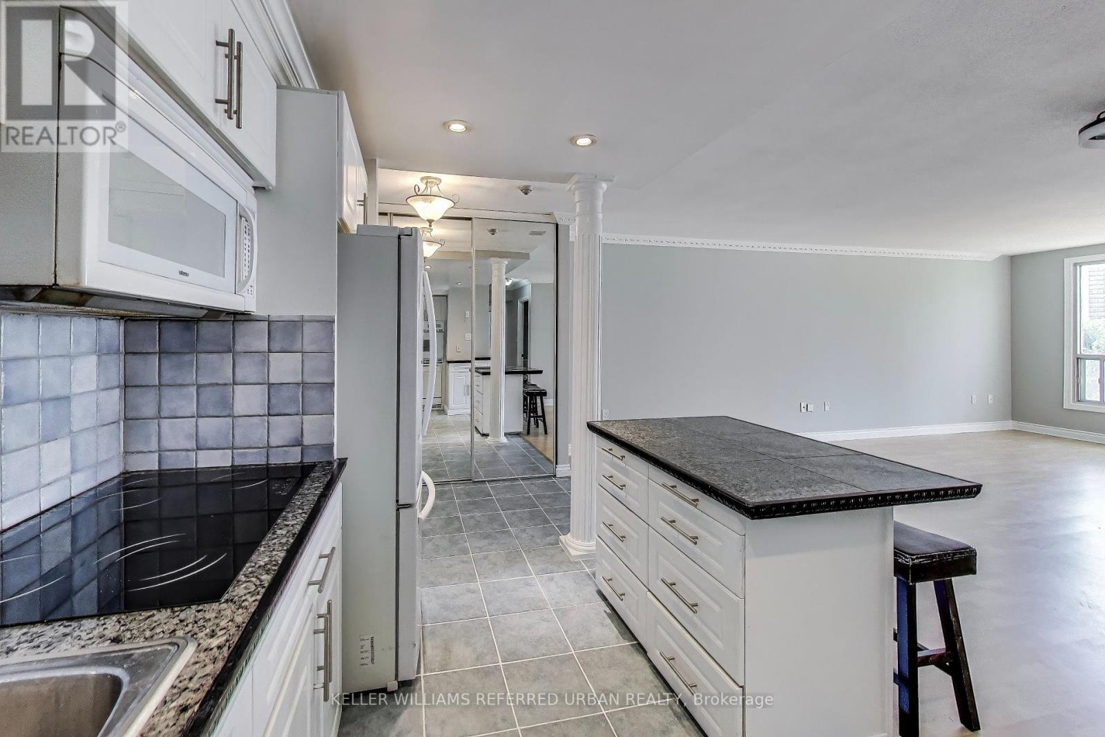 502 - 5 Concorde Place, Toronto, Ontario  M3C 3M8 - Photo 18 - C12443398