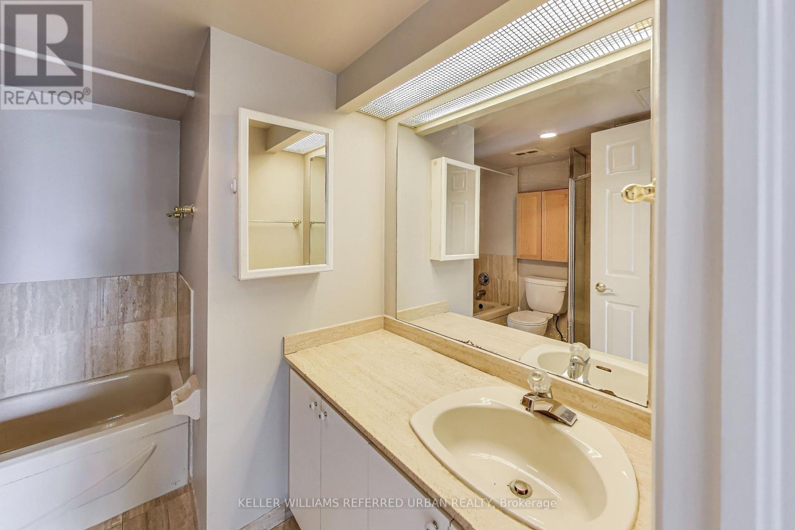 502 - 5 Concorde Place, Toronto, Ontario  M3C 3M8 - Photo 23 - C12443398