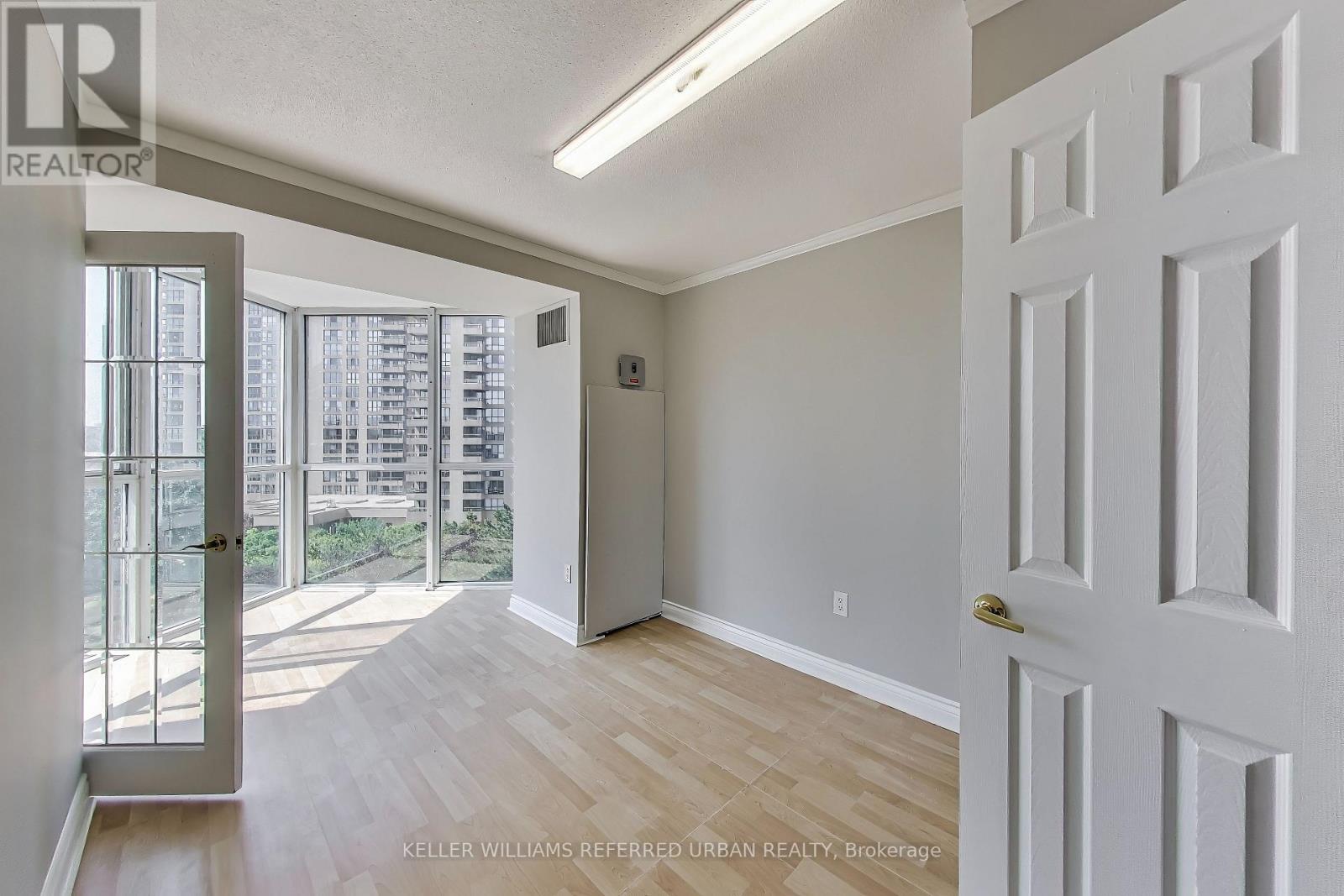 502 - 5 Concorde Place, Toronto, Ontario  M3C 3M8 - Photo 26 - C12443398