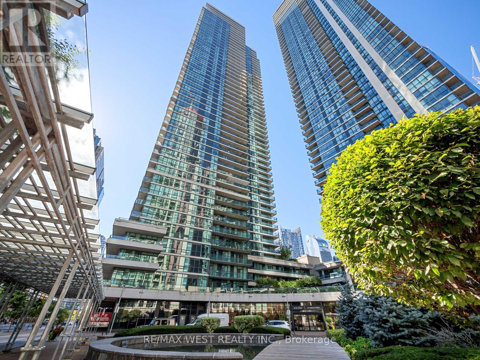 3104 - 33 Bay Street, Toronto (Waterfront Communities), Ontario  M5J 2Z3 - Photo 1 - C12443423