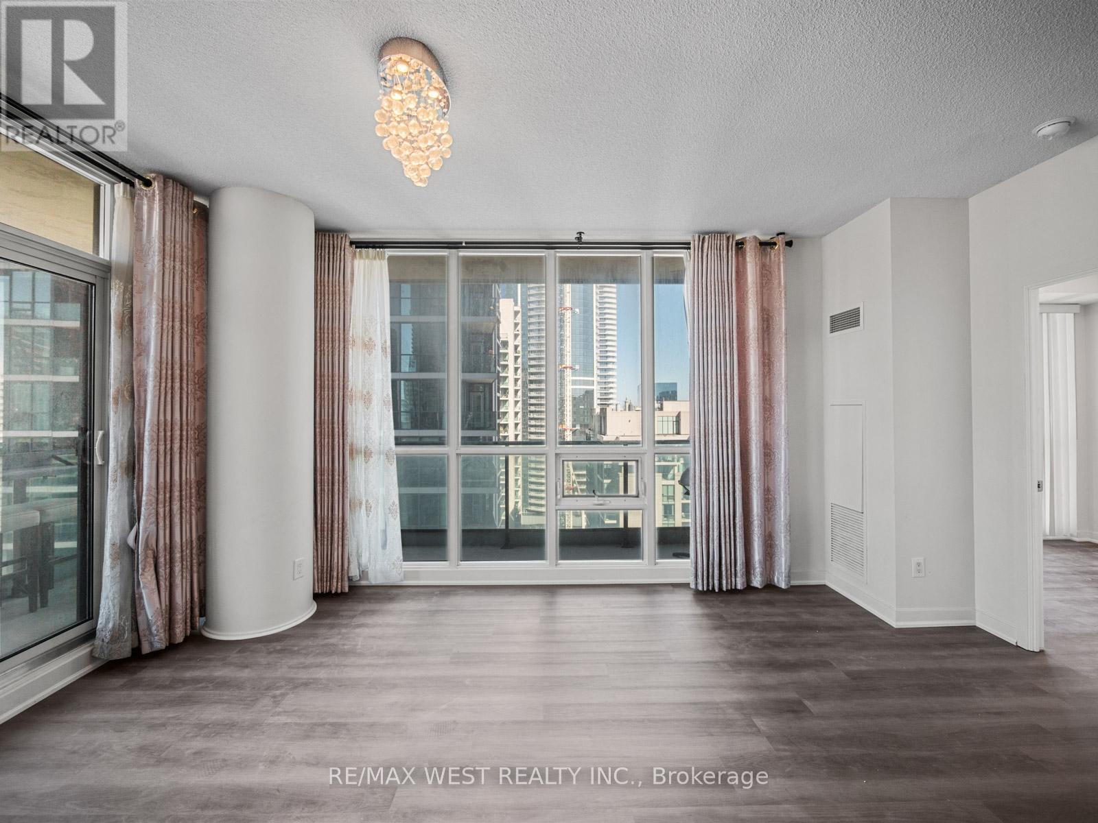 3104 - 33 Bay Street, Toronto (Waterfront Communities), Ontario  M5J 2Z3 - Photo 14 - C12443423