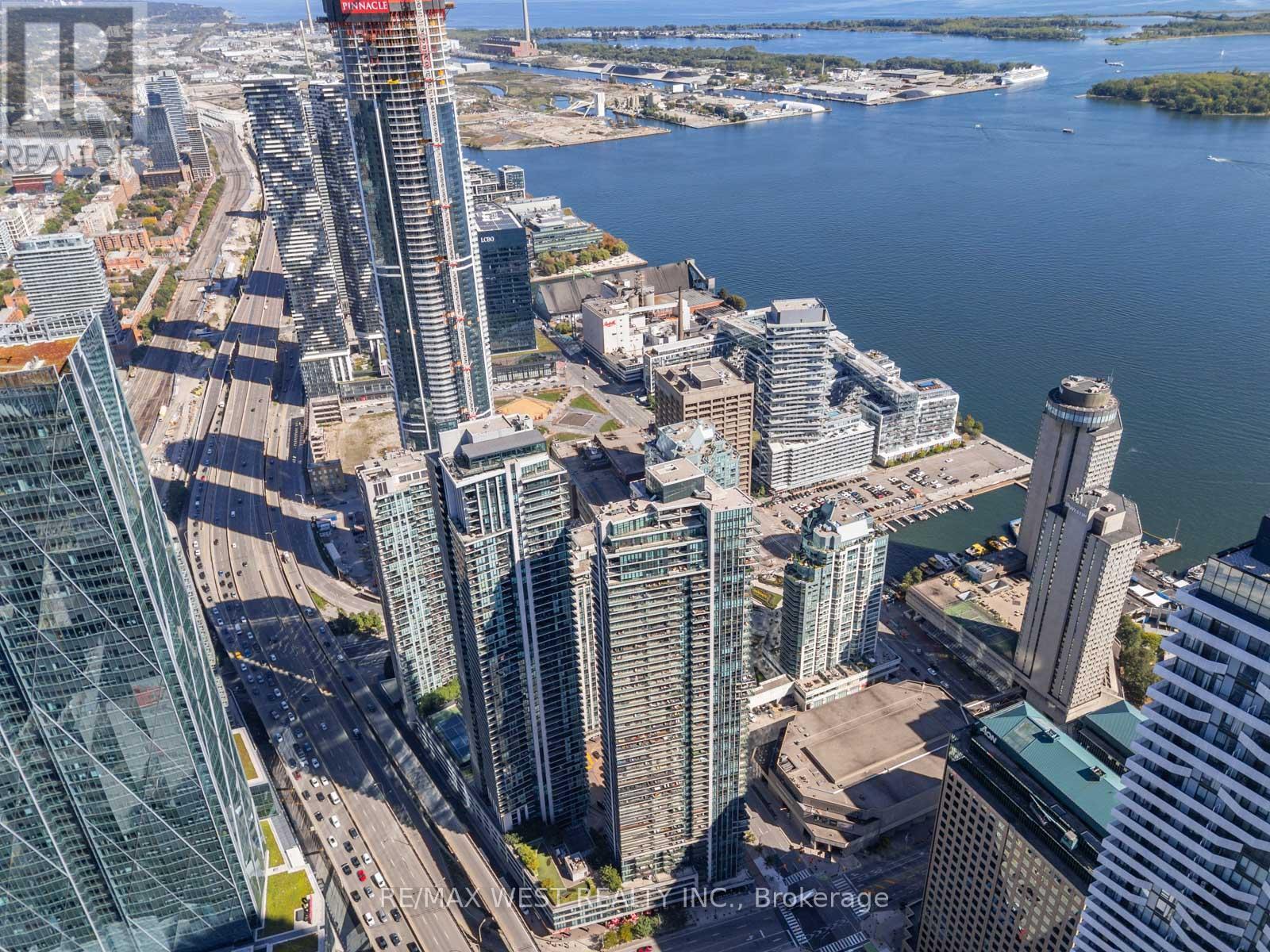 3104 - 33 Bay Street, Toronto (Waterfront Communities), Ontario  M5J 2Z3 - Photo 47 - C12443423