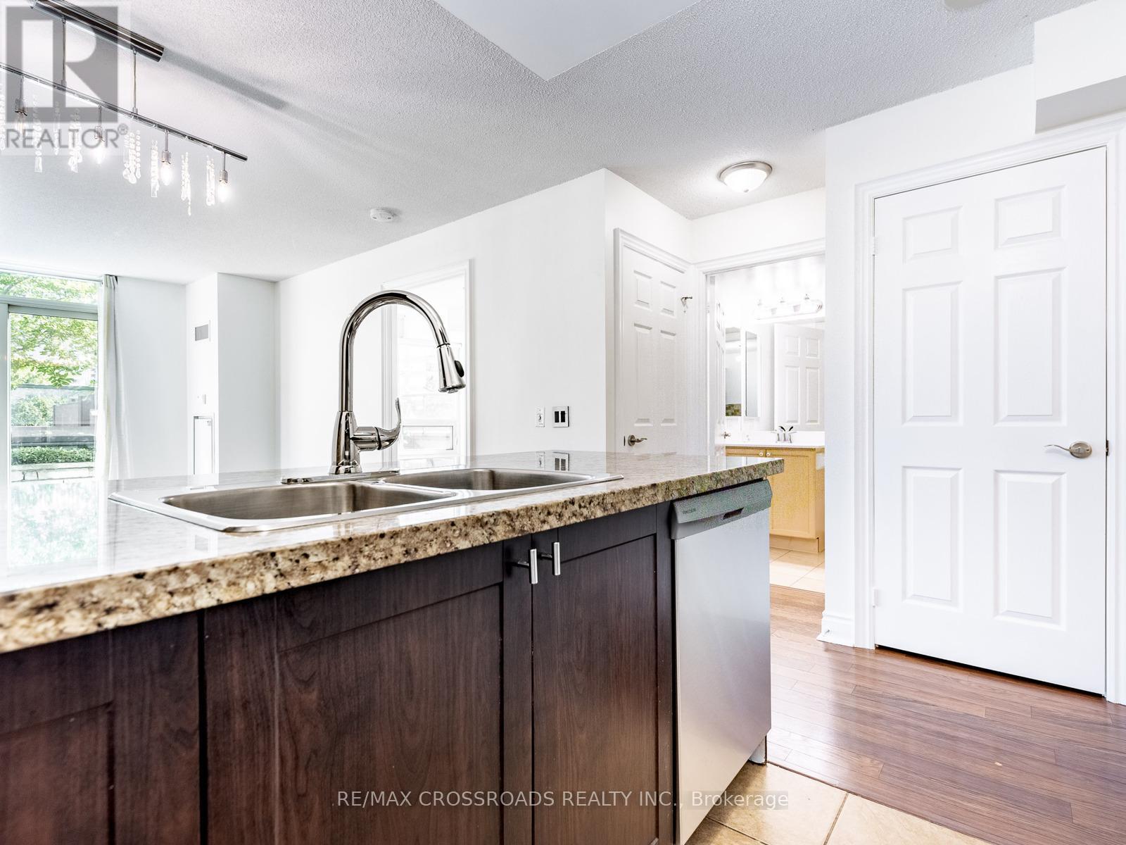 324 - 25 Greenview Avenue, Toronto (Newtonbrook West), Ontario  M2M 0A5 - Photo 12 - C12443459