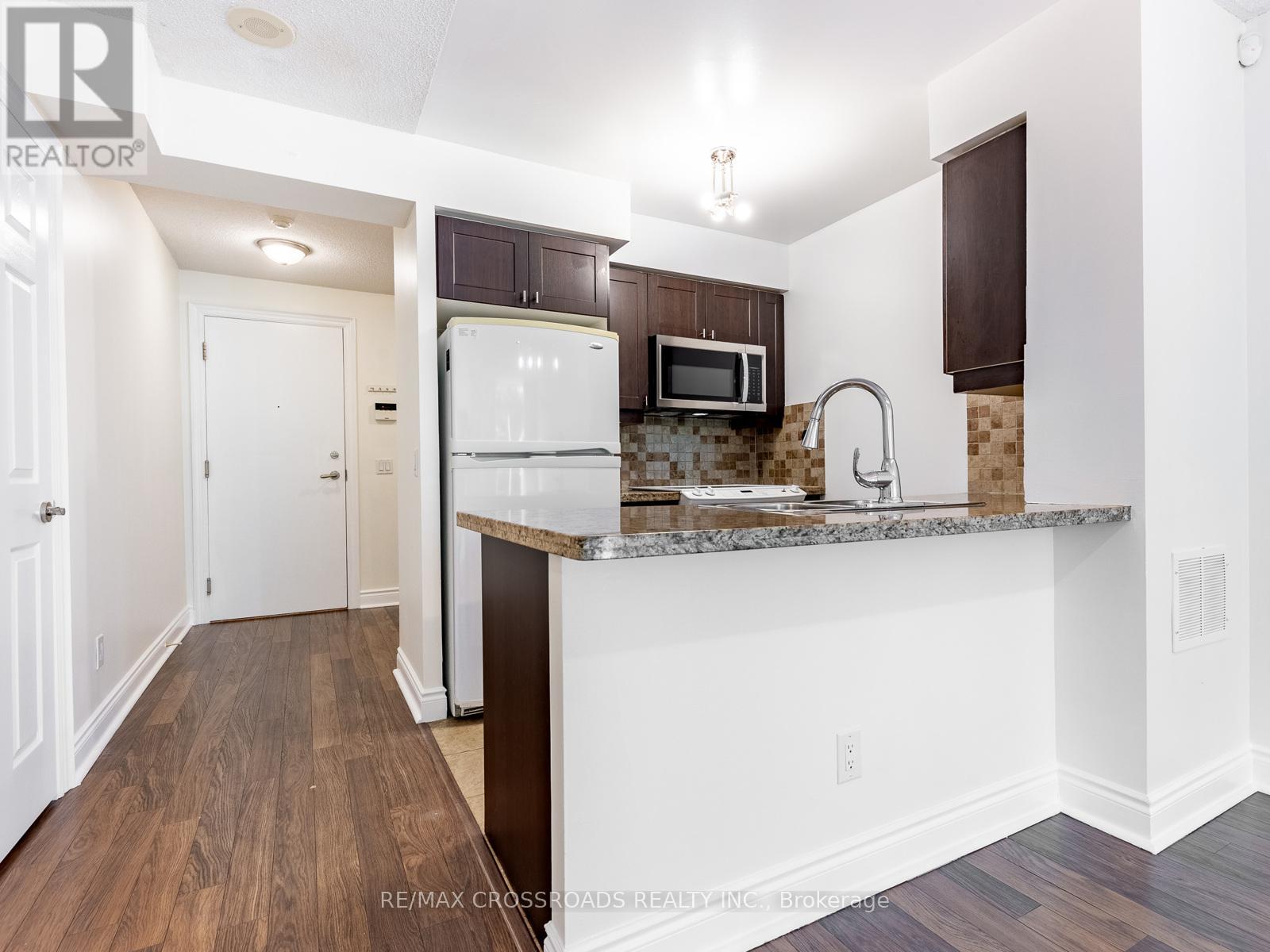 324 - 25 Greenview Avenue, Toronto (Newtonbrook West), Ontario  M2M 0A5 - Photo 13 - C12443459