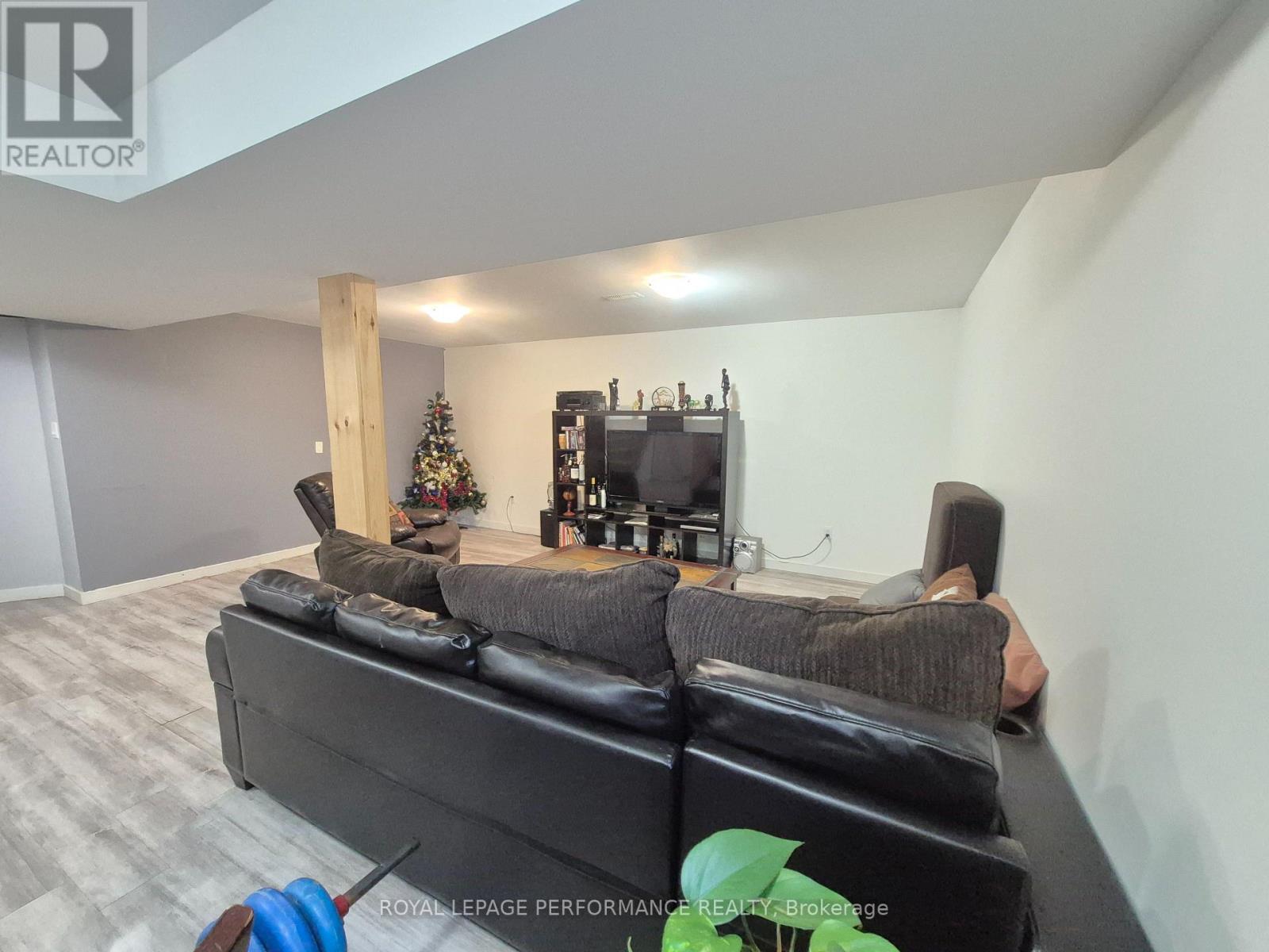609 Robert Street, Clarence-Rockland, Ontario  K4K 1E8 - Photo 22 - X12380364
