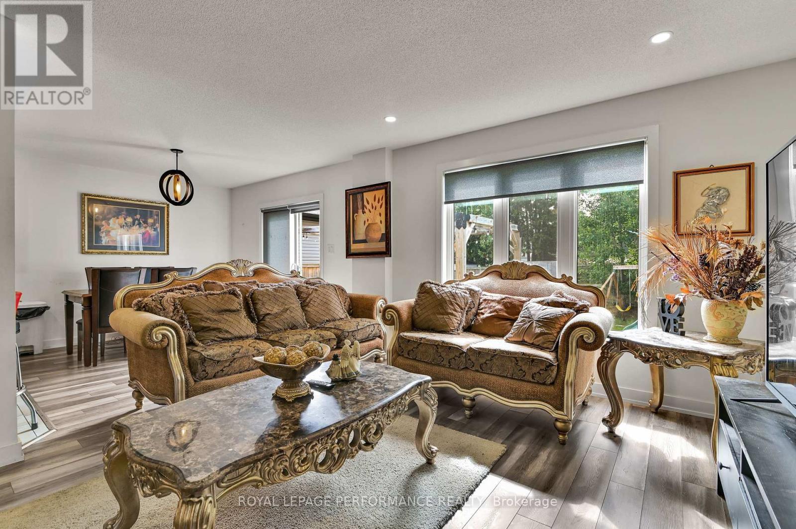 609 Robert Street, Clarence-Rockland, Ontario  K4K 1E8 - Photo 11 - X12380364