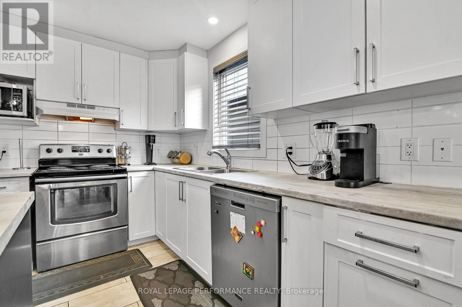609 Robert Street, Clarence-Rockland, Ontario  K4K 1E8 - Photo 7 - X12380364