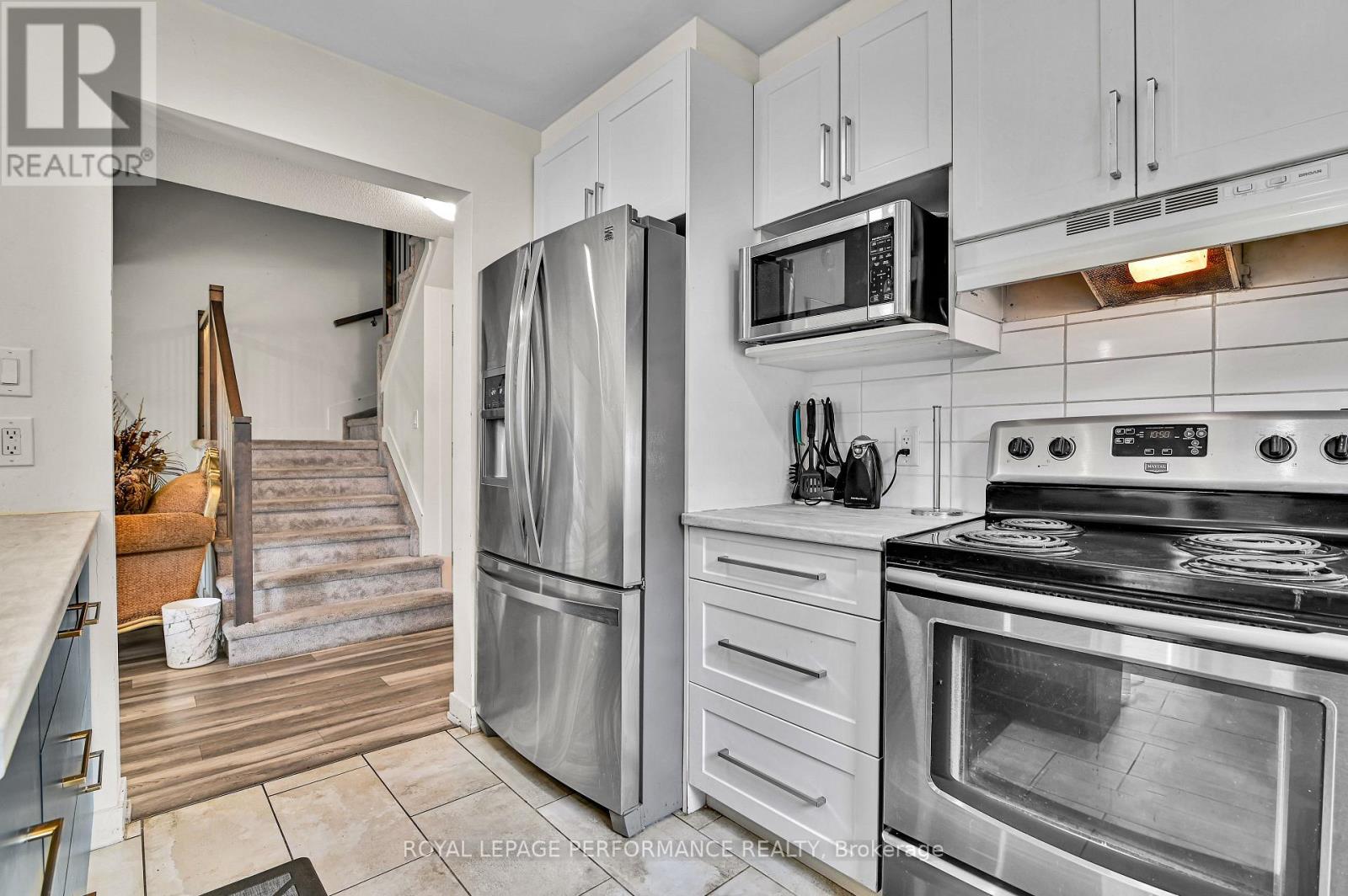 609 Robert Street, Clarence-Rockland, Ontario  K4K 1E8 - Photo 6 - X12380364