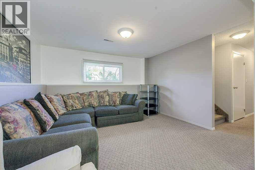 22 Mclevin Crescent, Red Deer, Alberta  T4R 1S9 - Photo 18 - A2235579
