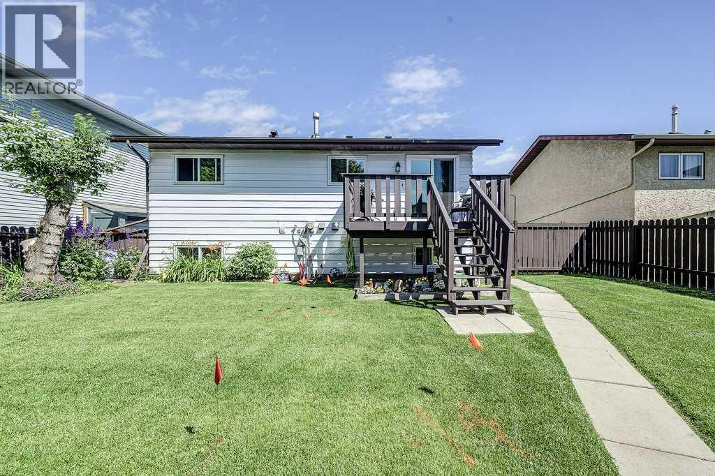 22 Mclevin Crescent, Red Deer, Alberta  T4R 1S9 - Photo 25 - A2235579