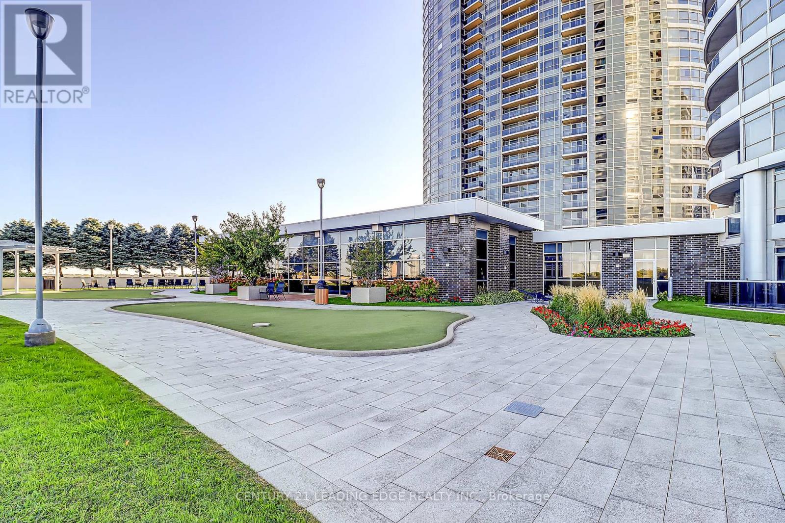3311 - 125 Village Green Square, Toronto, Ontario  M1S 0G3 - Photo 36 - E12443440