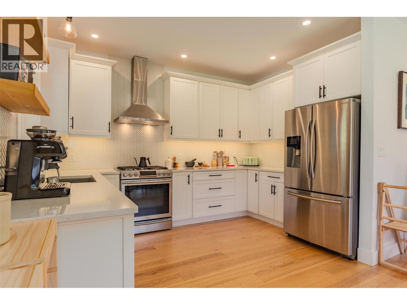 1606 Thompson Avenue Unit# A, Rossland, British Columbia  V0G 1Y0 - Photo 4 - 10361781