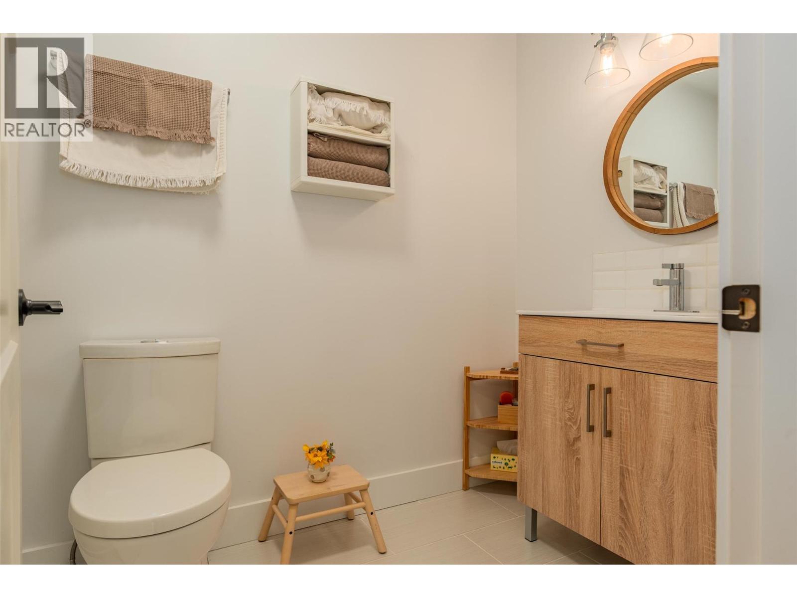 1606 Thompson Avenue Unit# A, Rossland, British Columbia  V0G 1Y0 - Photo 12 - 10361781