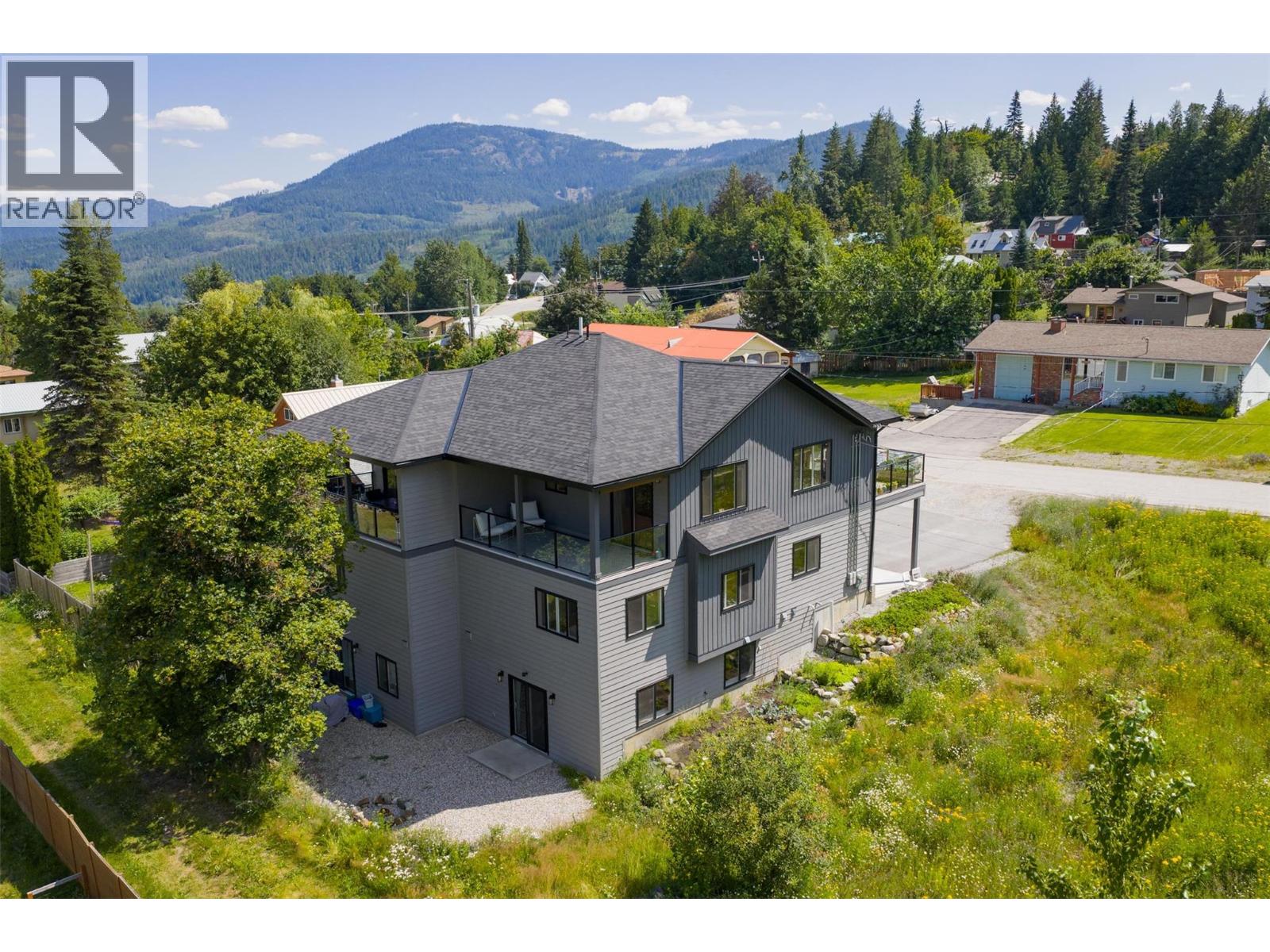 1606 Thompson Avenue Unit# A, Rossland, British Columbia  V0G 1Y0 - Photo 39 - 10361781