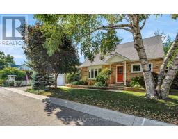 4 Elm Street, Prince Edward County (Picton Ward), Ca