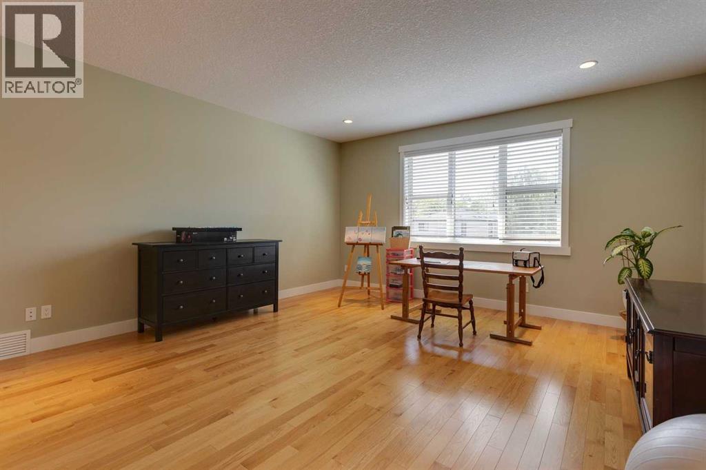 417 29 Avenue Nw, Calgary, Alberta  T2M 2M4 - Photo 13 - A2253717