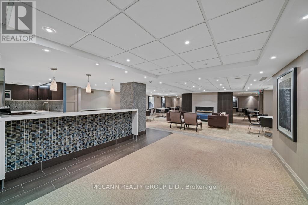 301 - 360 Bloor Street E, Toronto, Ontario  M4W 3M3 - Photo 34 - C12432939