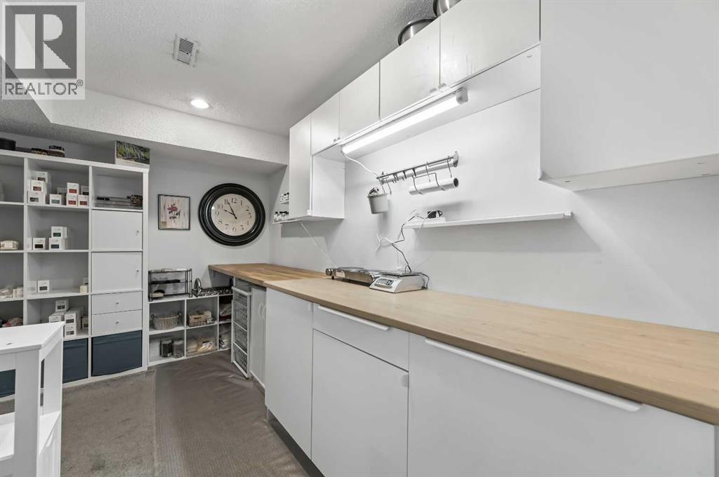 1112 18 Avenue Nw, Calgary, Alberta  T2M 0V9 - Photo 38 - A2260075