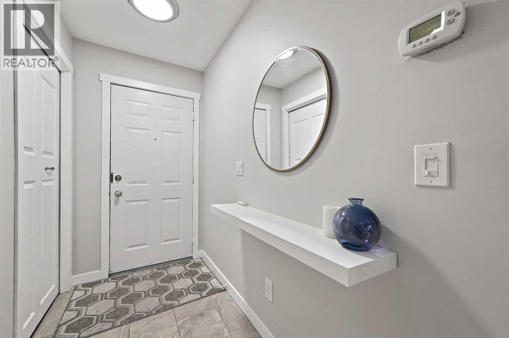 1112 18 Avenue Nw, Calgary, Alberta  T2M 0V9 - Photo 4 - A2260075