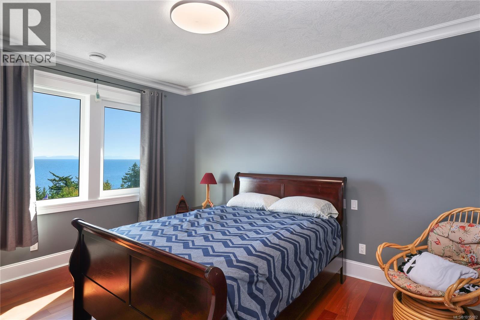 6480 Eagles Dr, Courtenay, British Columbia  V9J 1V3 - Photo 36 - 1015182