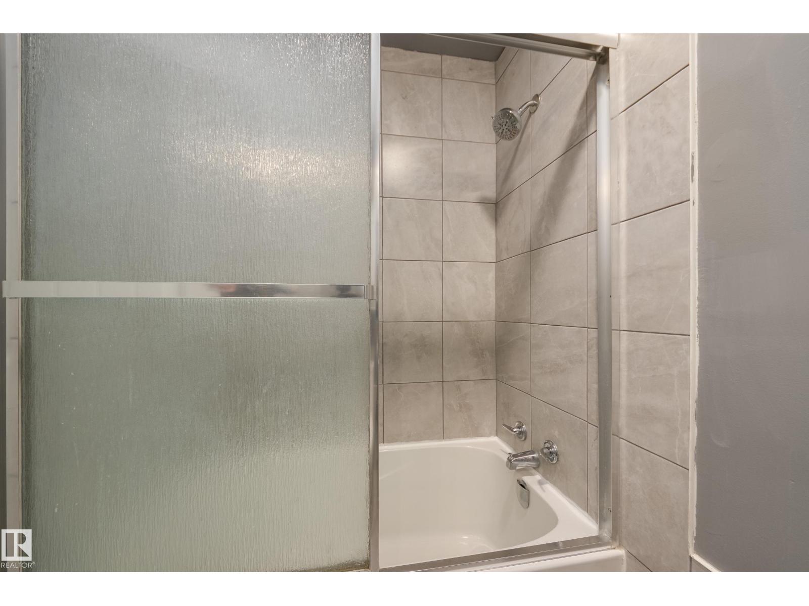 14615 29a St Nw Nw, Edmonton, Alberta  T5Y 2E4 - Photo 23 - E4460688