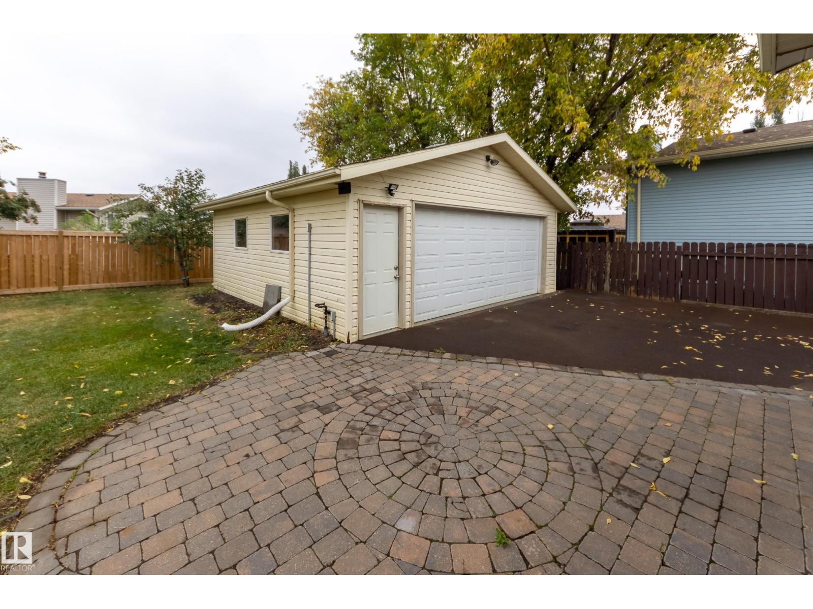 14615 29a St Nw Nw, Edmonton, Alberta  T5Y 2E4 - Photo 38 - E4460688