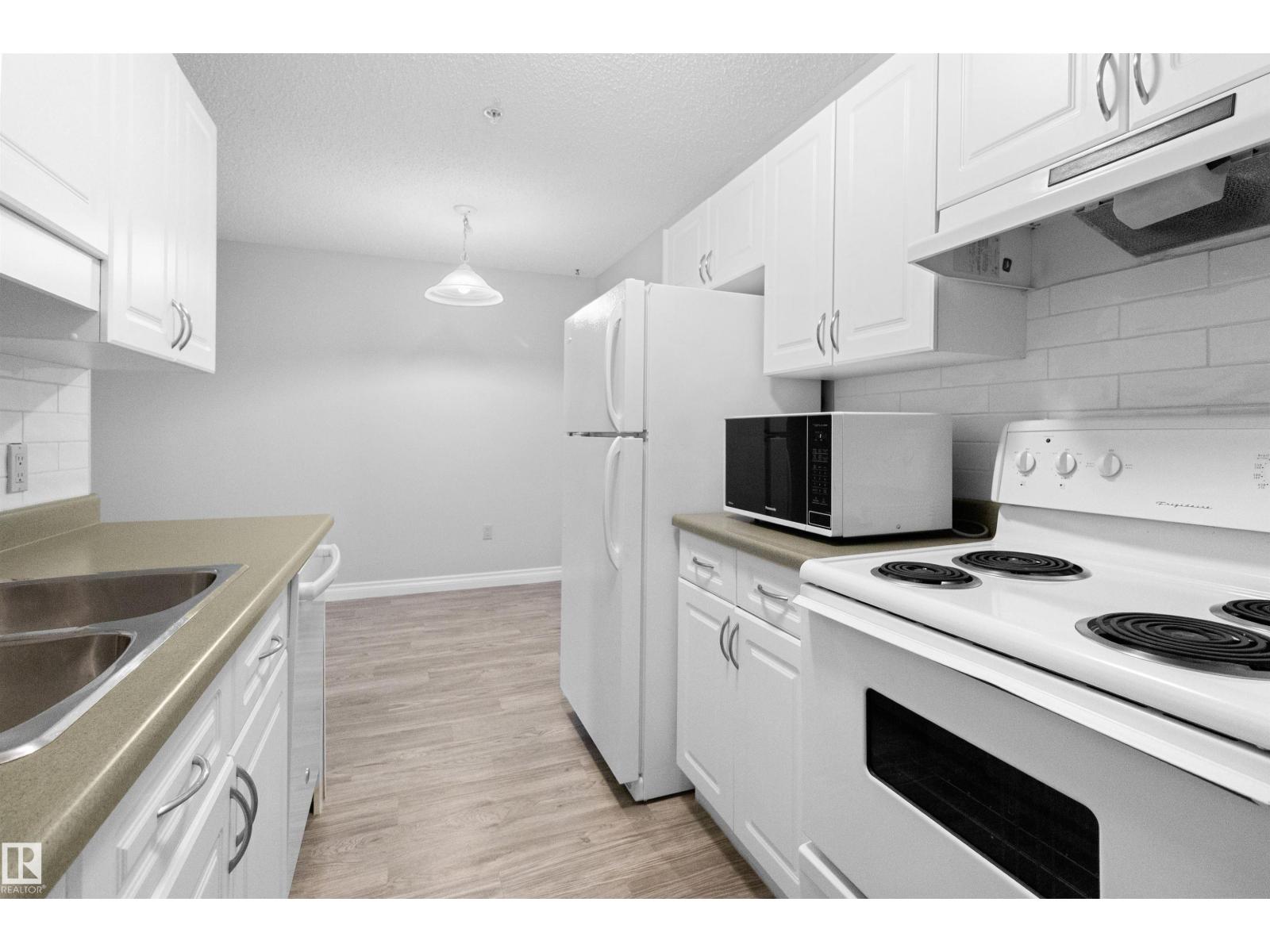 #304 11446 40 Av Nw, Edmonton, Alberta  T6J 0R5 - Photo 4 - E4460689