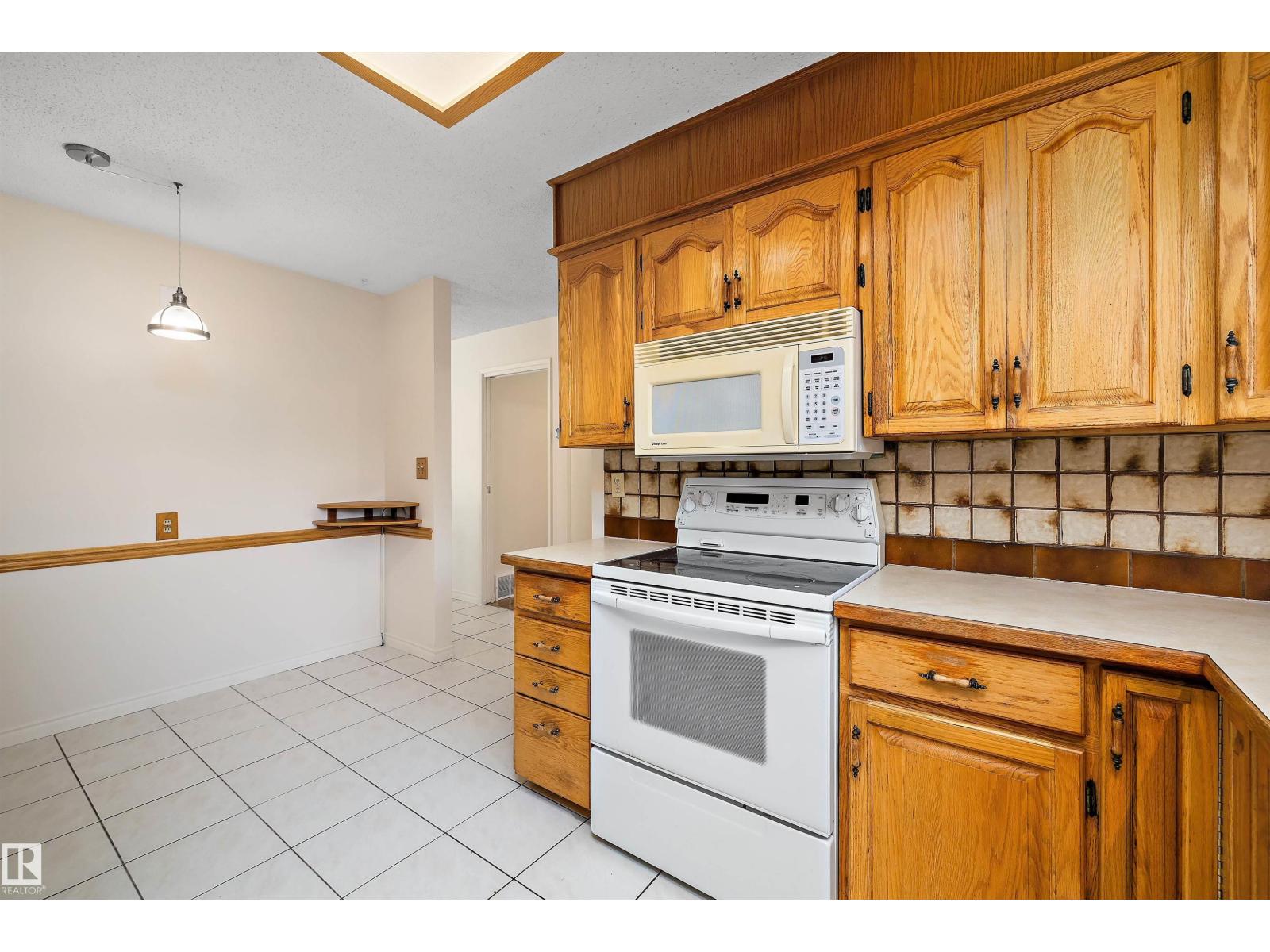 33 Afton Cr, St. Albert, Alberta  T8N 2P5 - Photo 11 - E4460693