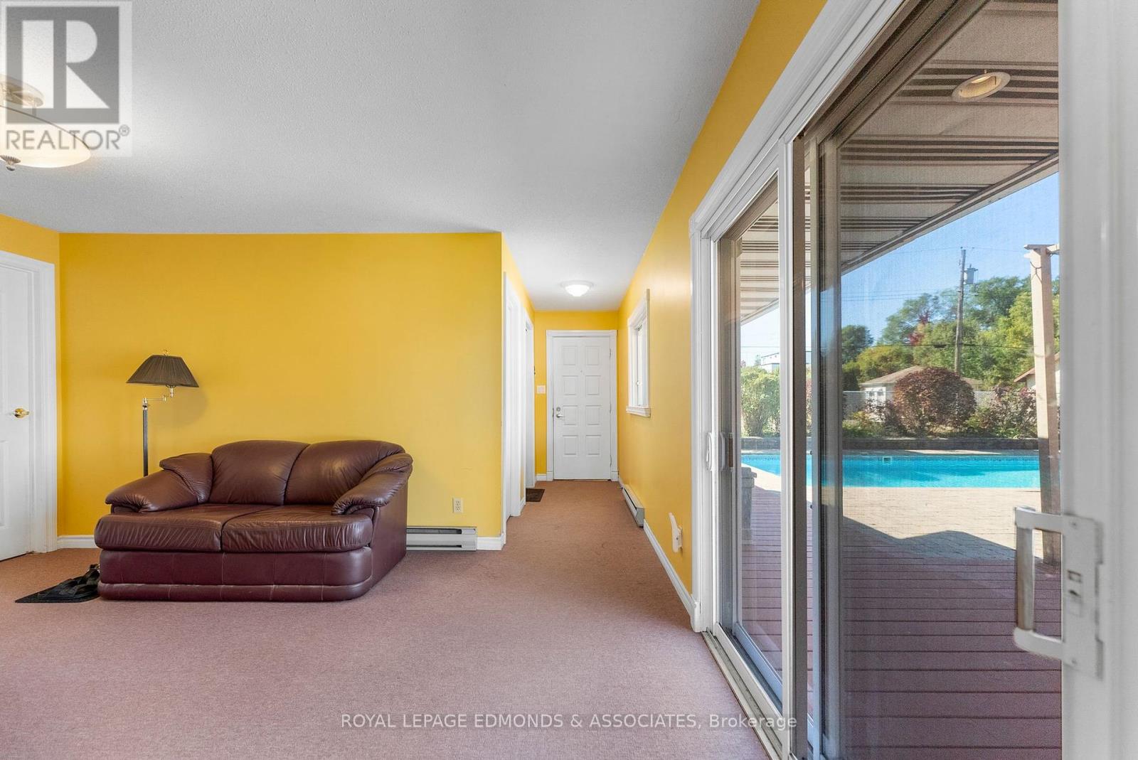 1227 Burns Drive, Laurentian Valley, Ontario  K8A 7M9 - Photo 26 - X12443515