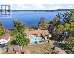 1227 BURNS DRIVE, Laurentian Valley, Ontario