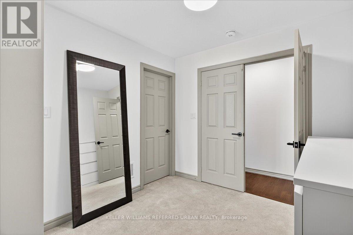 431 Rita's Avenue, Newmarket (Summerhill Estates), Ontario  L3X 2N1 - Photo 31 - N12443447