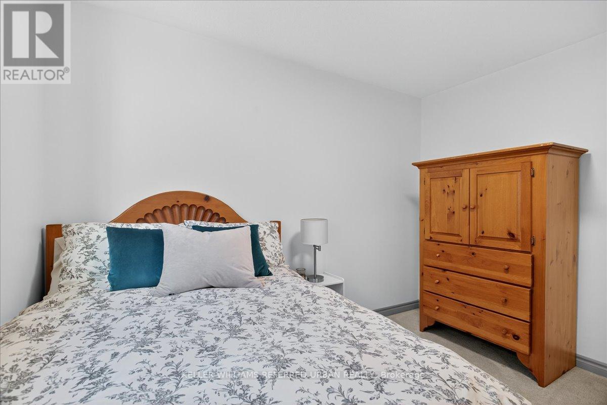 431 Rita's Avenue, Newmarket (Summerhill Estates), Ontario  L3X 2N1 - Photo 33 - N12443447