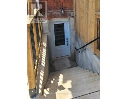 4 - 565 Peel Street, Woodstock (Woodstock - South), Ca