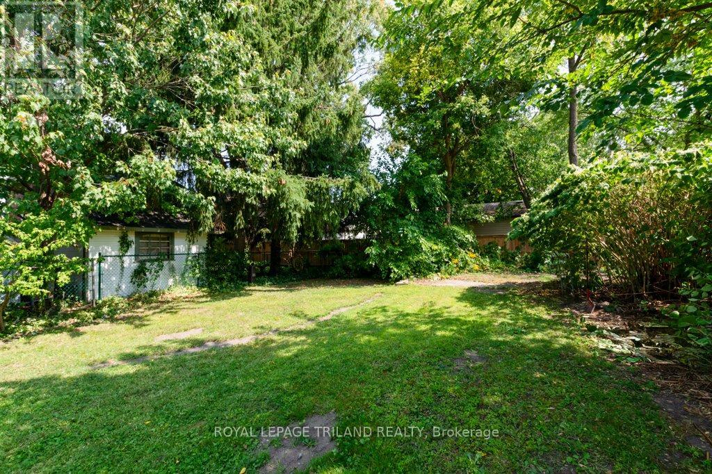 35 Inkerman Street, St. Thomas, Ontario  N5P 3E9 - Photo 30 - X12393585
