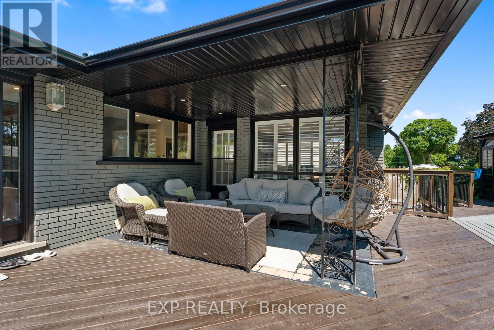 6244 Russell Street, Niagara Falls, Ontario  L2J 1P1 - Photo 40 - X12440910