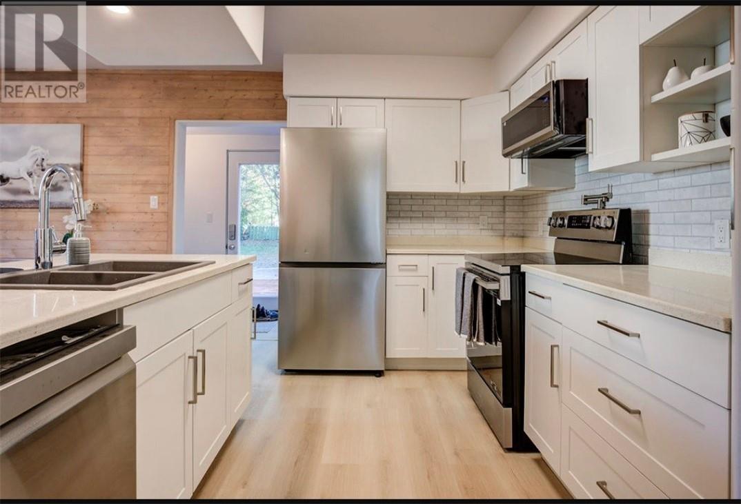 17a Orford, Copper Cliff, Ontario    - Photo 13 - 2125061