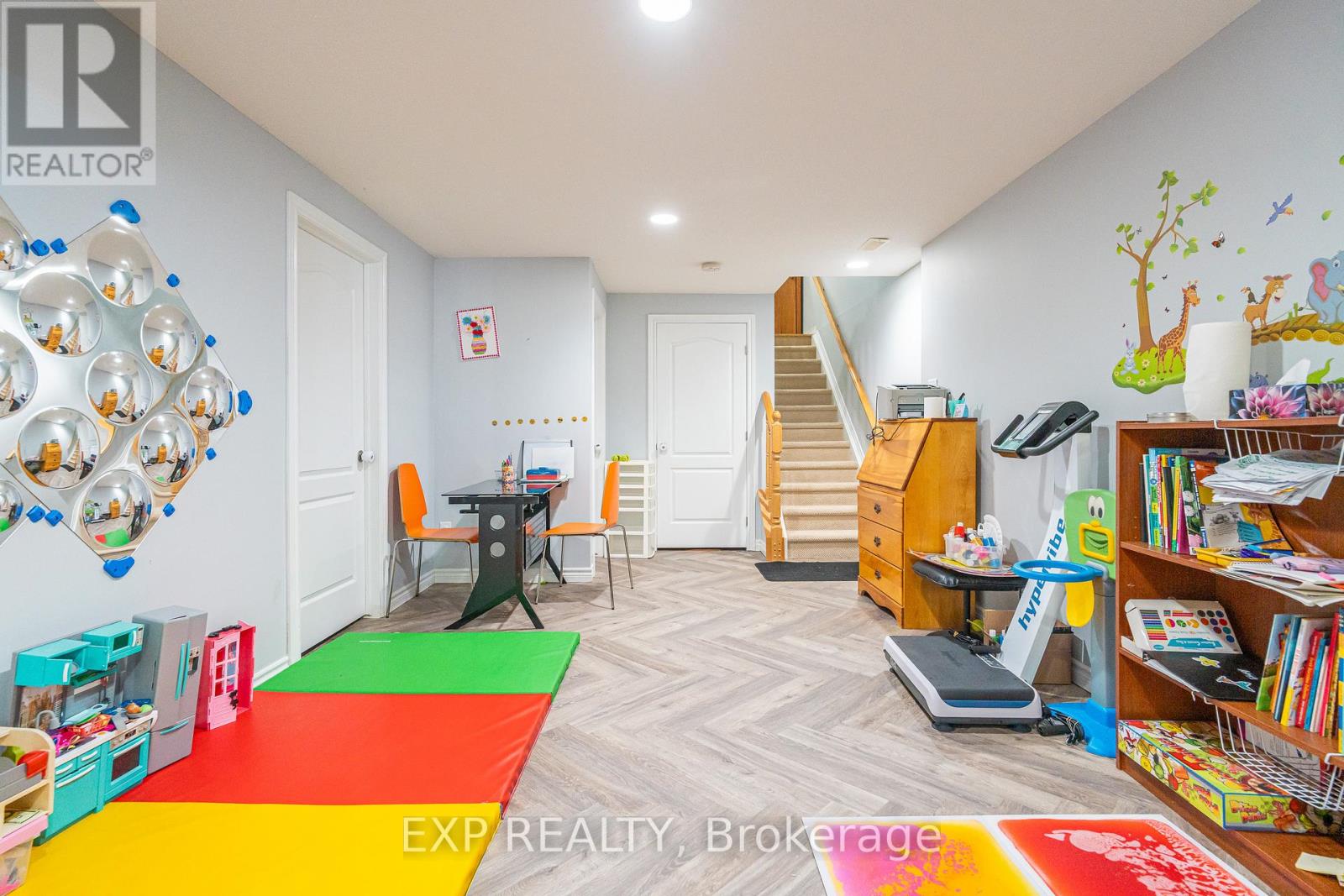 441 Foxhall Way, Ottawa, Ontario  K2M 0G1 - Photo 23 - X12434074