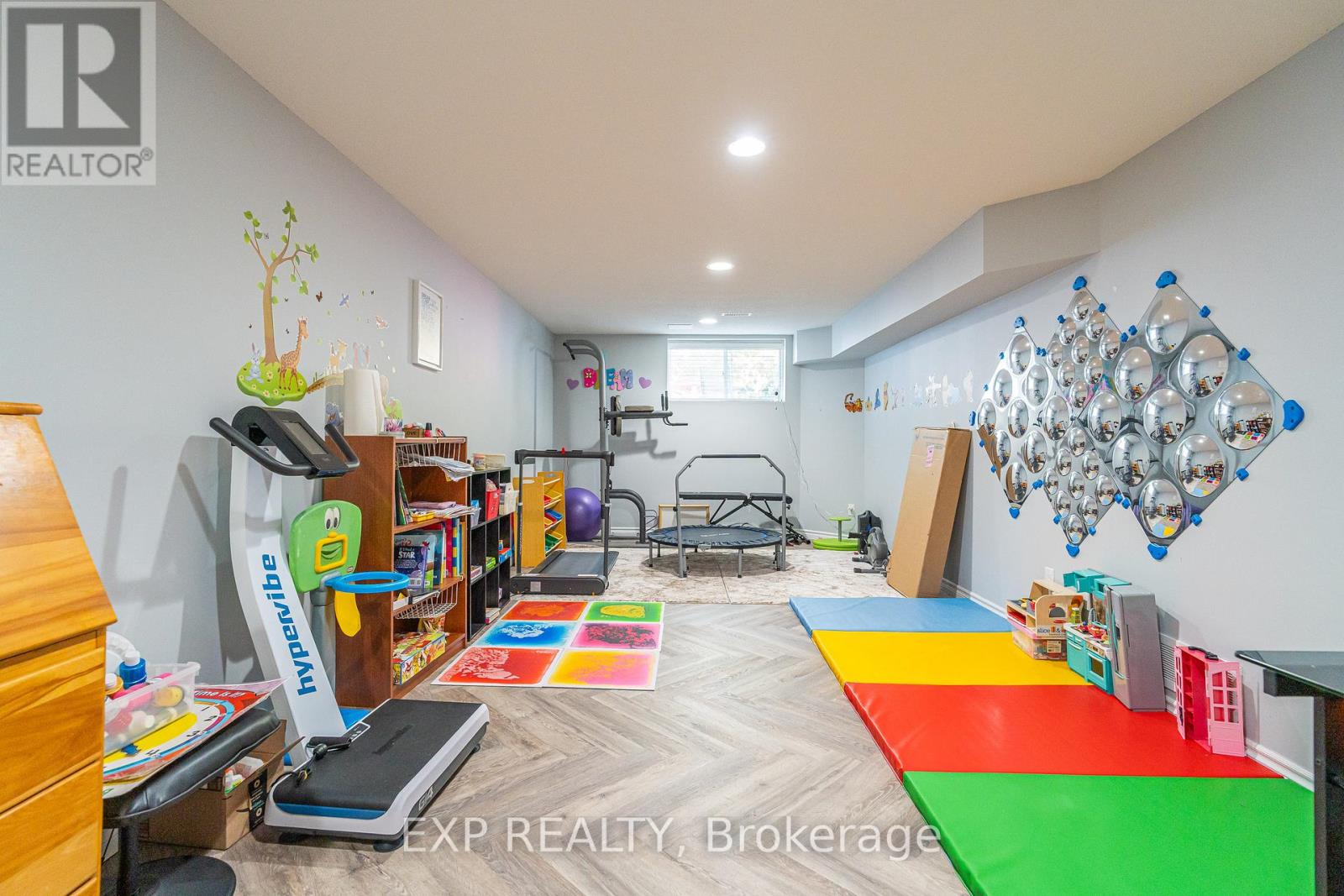 441 Foxhall Way, Ottawa, Ontario  K2M 0G1 - Photo 22 - X12434074