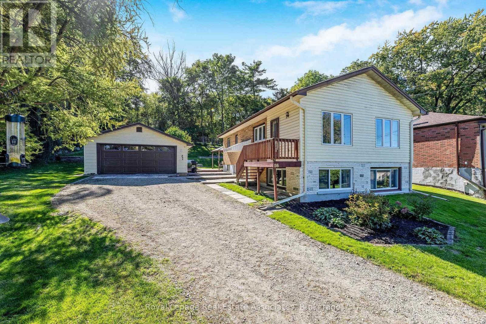 116 Park Street E, Halton Hills, Ontario  L7G 2V4 - Photo 4 - W12443388